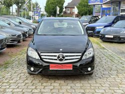 Schwarz Gebraucht 2013 Mercedes B180 Van / Kleinbus | 9.990 € (Guter Preis)