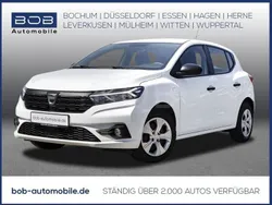 Weiss Gebraucht 2021 Dacia Sandero Essentiel Kleinwagen | 10.048 €