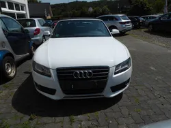 Weiß Gebraucht 2010 Audi A5 Cabriolet Sport Cabrio | 6.200 € (Guter Preis)