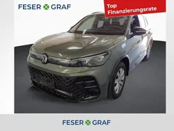 Cipressinogrün metallic Gebraucht 2025 VW Tiguan R-line SUV | 45.450 € (Guter Preis)