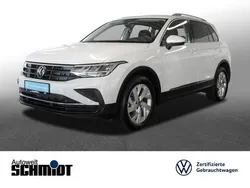 Oryxweißperlmutteffekt Gebraucht 2024 VW Tiguan Move SUV | 34.890 € (Guter Preis)