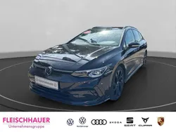 Grenadillschwarz metallic Gebraucht 2024 VW Golf VIII R-line Kombi | 28.470 € (Guter Preis)