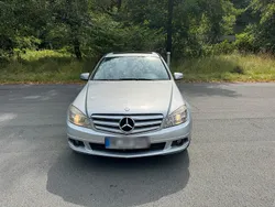 Silber Gebraucht 2009 Mercedes C220 Limousine | 5.999 € (Fairer Preis)