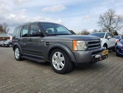 Grau Gebraucht 2009 Land Rover Discovery 4 SE SUV | 2.645 €