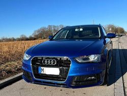 Blau Gebraucht 2015 Audi A4 Ambition Kombi | 16.900 € (Fairer Preis)