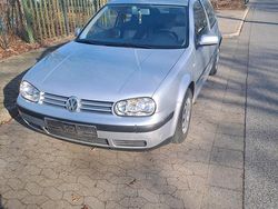 Silber Gebraucht 2001 VW Golf IV Kleinwagen | 750 € (Superpreis)