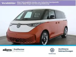 Energetic orange, metallic Gebraucht 2024 VW ID. Buzz Pro Van | 53.700 € (Etwas zu teuer)