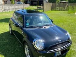 Schwarz Gebraucht 2010 Mini Cooper Kleinwagen | 5.350 € (Fairer Preis)
