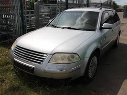 Silber Gebraucht 2001 VW Passat Highline Kombi | 1.670 € (Guter Preis)
