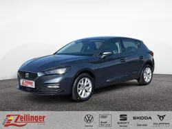 Grau Gebraucht 2024 Seat Leon Style Limousine | 20.976 € (Guter Preis)