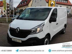 Weiss Gebraucht 2019 Renault Trafic Komfort Van | 18.990 € (Etwas zu teuer)
