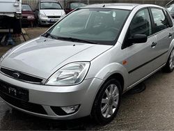Silber Gebraucht 2005 Ford Fiesta Kleinwagen | 2.099 €