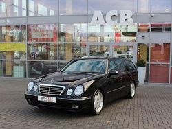 Schwarz Gebraucht 2001 Mercedes E430 Avantgarde Limousine | 19.900 €
