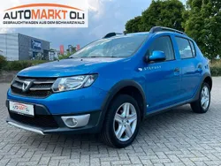 Blau Gebraucht 2016 Dacia Sandero Prestige Kleinwagen | 5.790 € (Fairer Preis)