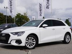 Weiß Gebraucht 2024 Audi A3 Sportback Sport Limousine | 27.650 € (Fairer Preis)