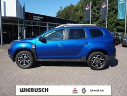 Blau Gebraucht 2021 Dacia Duster Celebration SUV | 15.699 € (Guter Preis)