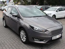 Brisbane braun (met.) Gebraucht 2015 Ford Focus Titanium Kombi | 9.590 € (Fairer Preis)