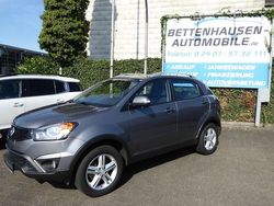 Grau Gebraucht 2015 Ssangyong (KGM) Korando SUV | 8.990 €