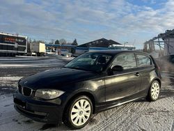 Schwarz Gebraucht 2007 BMW 118 Coupé Advantage Coupé | 1.900 € (Guter Preis)