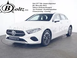Polarweiß Gebraucht 2023 Mercedes A180 Progressive Limousine | 27.800 € (Fairer Preis)