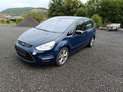 Blau Gebraucht 2014 Ford S-MAX Titanium Van / Kleinbus | 5.600 € (Superpreis)