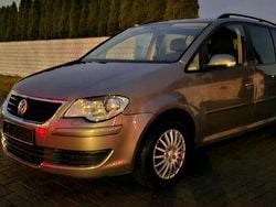 Grau Gebraucht 2008 VW Touran United Van / Kleinbus | 2.050 € (Superpreis)