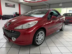 Rot Gebraucht 2007 Peugeot 207 CC Sport Cabrio | 3.990 € (Etwas zu teuer)