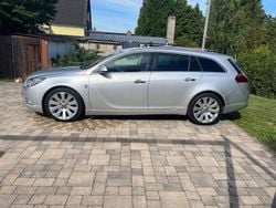 Silber Gebraucht 2009 Opel Insignia Kombi | 6.950 € (Fairer Preis)
