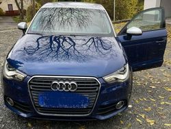 Silber Gebraucht 2013 Audi A1 Sportback Ambition Kleinwagen | 7.000 € (Fairer Preis)