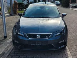 Grau Gebraucht 2019 Seat Leon FR Limousine | 14.100 € (Fairer Preis)