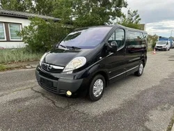 Schwarz Gebraucht 2007 Opel Vivaro Van | 8.300 € (Etwas zu teuer)