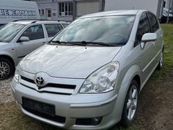 Silber Gebraucht 2006 Toyota Corolla Verso Executive Van / Kleinbus | 2.200 € (Superpreis)
