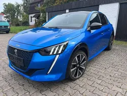 Blau Gebraucht 2020 Peugeot e-208 GT-line Kleinwagen | 10.990 €