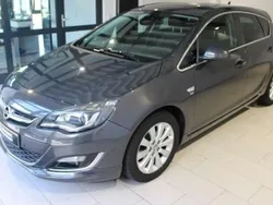 Grau metallic Gebraucht 2014 Opel Astra Exklusiv Limousine | 16.950 €