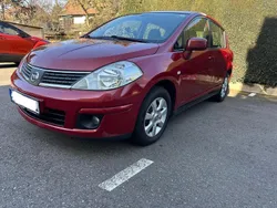 Rot Gebraucht 2010 Nissan Tiida Acenta Kleinwagen | 5.450 € (Teuer)