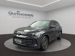 Grau Gebraucht 2024 VW Tiguan Elegance SUV | 35.888 € (Fairer Preis)