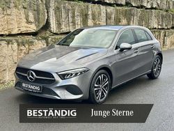 Lack mountaingrau Gebraucht 2024 Mercedes A200 Progressive | 29.989 € (Superpreis)