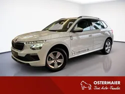 Moonweiß perleffekt Gebraucht 2024 Skoda Kamiq Essence SUV | 21.990 € (Etwas zu teuer)