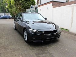 Schwarz Gebraucht 2016 BMW 318 Kombi | 9.999 € (Superpreis)