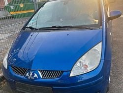 Blau Gebraucht 2006 Mitsubishi Colt Kleinwagen | 1.000 €