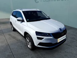 Weiß Gebraucht 2020 Skoda Karoq Style SUV | 21.688 € (Fairer Preis)