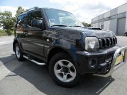 Schwarz Gebraucht 2013 Suzuki Jimny Style SUV | 13.900 € (Fairer Preis)