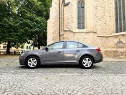 Grau Gebraucht 2011 Chevrolet Cruze Kleinwagen | 5.000 € (Teuer)
