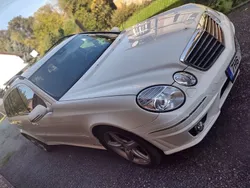 Weiß Gebraucht 2003 Mercedes E320 Avantgarde Limousine | 10.900 €