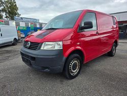 Rot Gebraucht 2009 VW T5 Van | 4.700 €