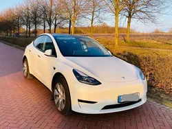 Weiß Gebraucht 2023 Tesla Model Y SUV | 34.900 € (Fairer Preis)