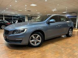 Blau Gebraucht 2016 Volvo V60 Business Edition Kombi | 14.990 € (Fairer Preis)