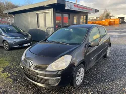 Schwarz Gebraucht 2006 Renault Clio III Authentique Kleinwagen | 750 € (Superpreis)
