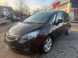 Braun Gebraucht 2013 Opel Zafira Tourer Active Van / Kleinbus | 5.900 € (Superpreis)