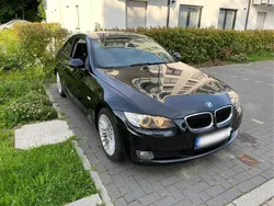 Schwarz Gebraucht 2009 BMW 320 Coupé | 4.490 € (Superpreis)
